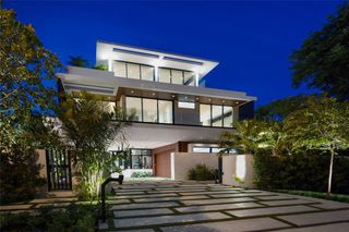 1721 SE 11th Street, Fort Lauderdale, FL 33316