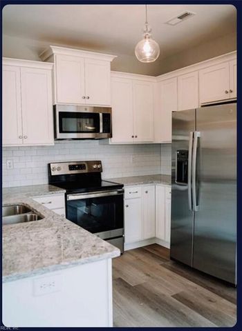611 Quail ST, Smithfield, VA 23430