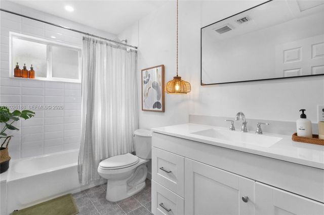 191 SE 13th Avenue, Pompano Beach, FL 33060