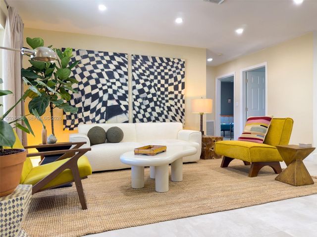 191 SE 13th Avenue, Pompano Beach, FL 33060