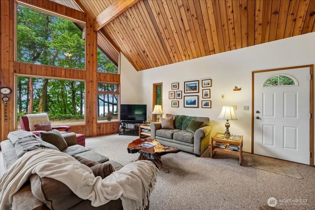 14025 96th Street Ct, Anderson Island, WA 98303