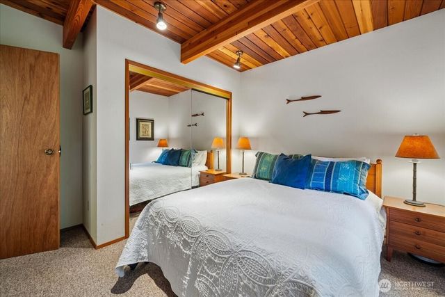 14025 96th Street Ct, Anderson Island, WA 98303
