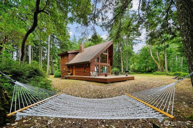 14025 96th Street Ct, Anderson Island, WA 98303