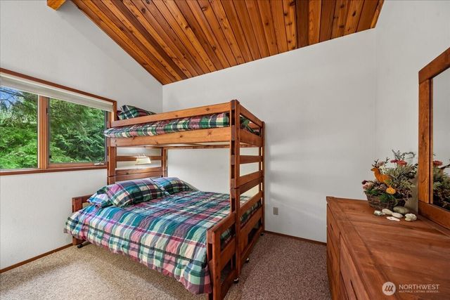 14025 96th Street Ct, Anderson Island, WA 98303