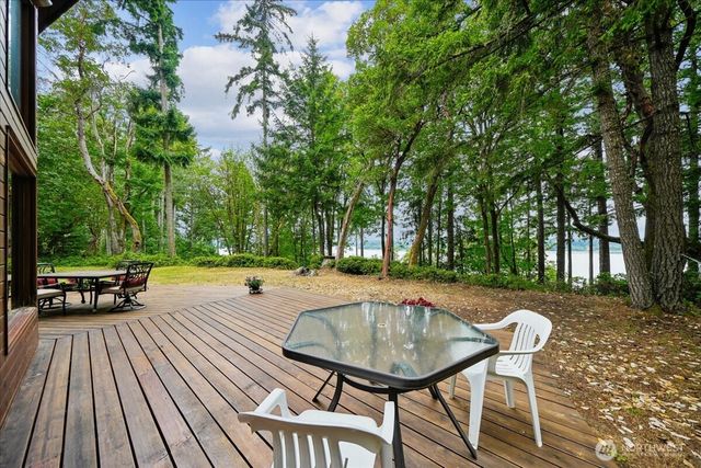 14025 96th Street Ct, Anderson Island, WA 98303