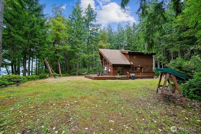 14025 96th Street Ct, Anderson Island, WA 98303