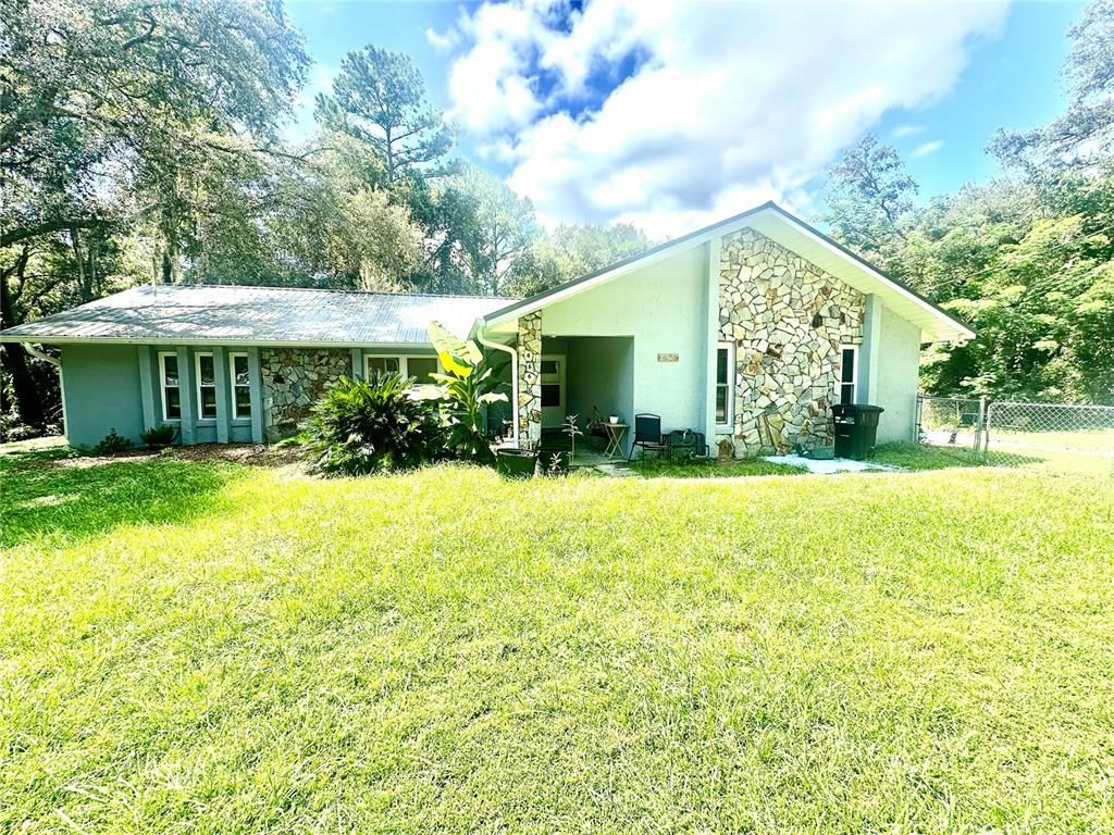 4660 SE 160TH COURT, Ocklawaha, FL 32179
