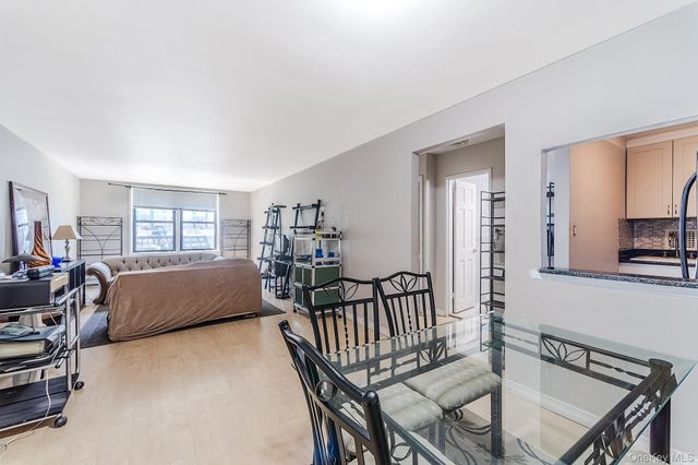 1215 Avenue M Avenue 1F, Brooklyn, NY 11230