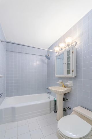 1215 Avenue M Avenue 1F, Brooklyn, NY 11230