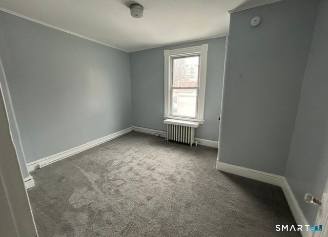 17 Congress Avenue 2, Waterbury, CT 06708