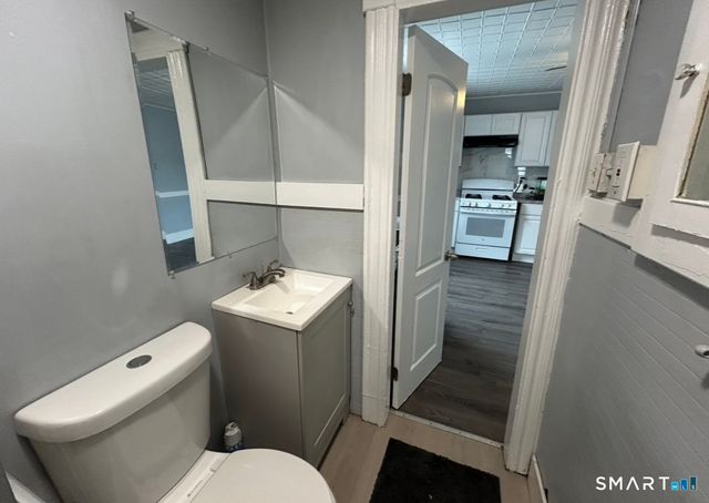 17 Congress Avenue 2, Waterbury, CT 06708