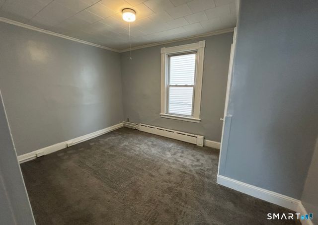 17 Congress Avenue 2, Waterbury, CT 06708