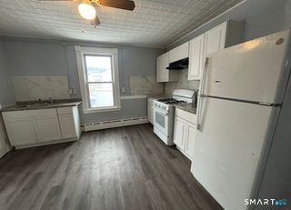 17 Congress Avenue 2, Waterbury, CT 06708