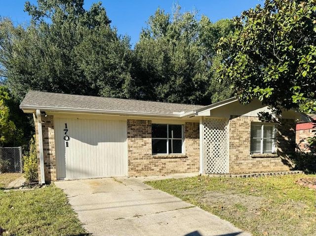 1701 Meridian Court, Conroe, TX 77301