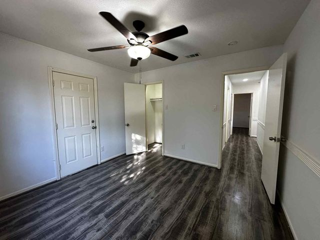 1701 Meridian Court, Conroe, TX 77301