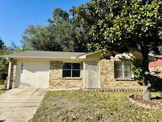 1701 Meridian Court, Conroe, TX 77301