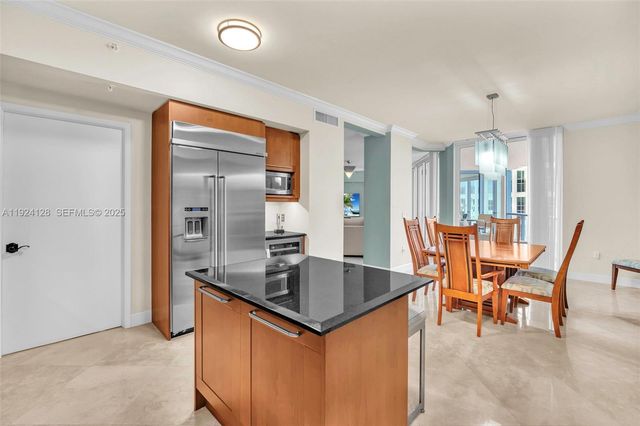 333 Las Olas Way 1705, Fort Lauderdale, FL 33301