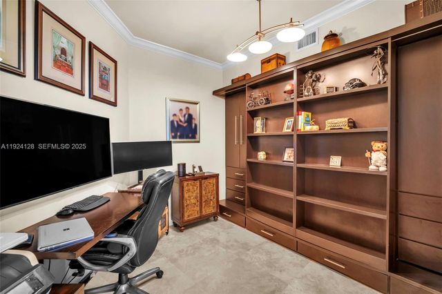 333 Las Olas Way 1705, Fort Lauderdale, FL 33301