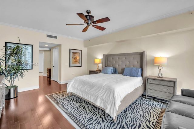 333 Las Olas Way 1705, Fort Lauderdale, FL 33301