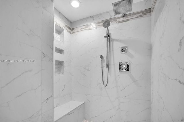 333 Las Olas Way 1705, Fort Lauderdale, FL 33301