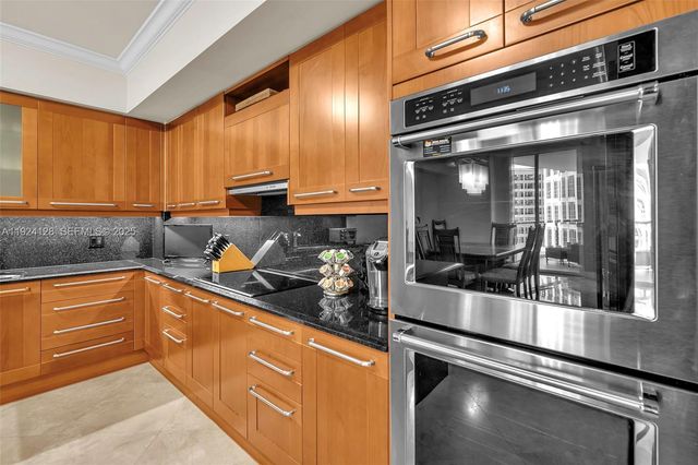 333 Las Olas Way 1705, Fort Lauderdale, FL 33301