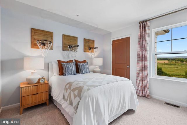 472 ENSEMBLE WAY, Frederick, MD 21701