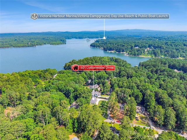401 Cottonwood Drive, Woodstock, GA 30189