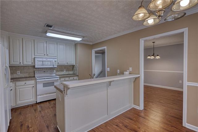 1006 English Oak Lane, Winder, GA 30680