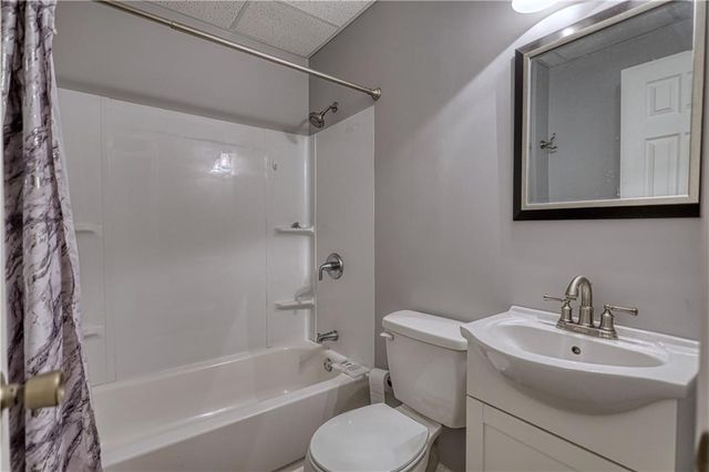 1006 English Oak Lane, Winder, GA 30680