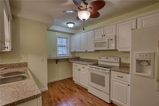 1006 English Oak Lane, Winder, GA 30680