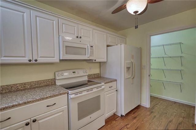 1006 English Oak Lane, Winder, GA 30680