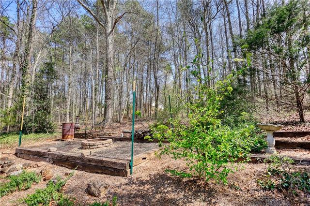 1006 English Oak Lane, Winder, GA 30680