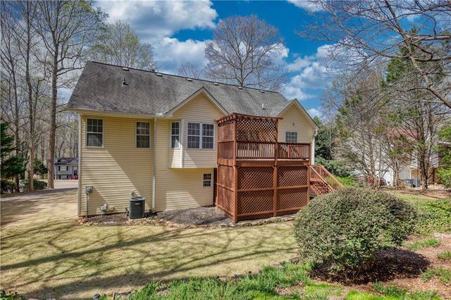 1006 English Oak Lane, Winder, GA 30680