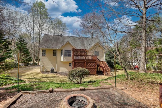 1006 English Oak Lane, Winder, GA 30680