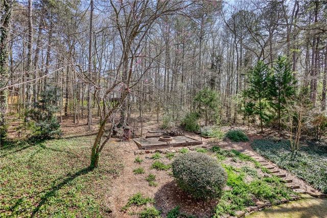 1006 English Oak Lane, Winder, GA 30680