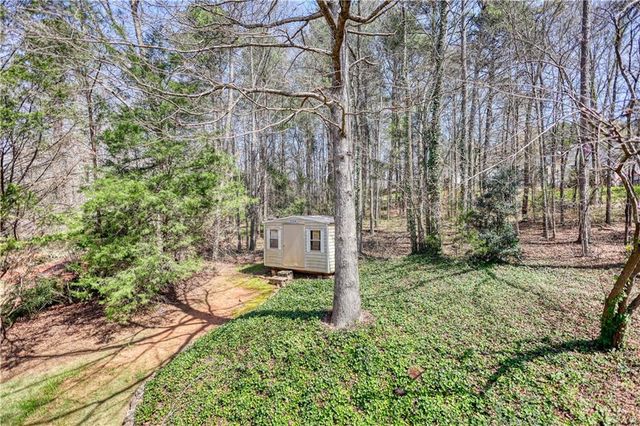 1006 English Oak Lane, Winder, GA 30680