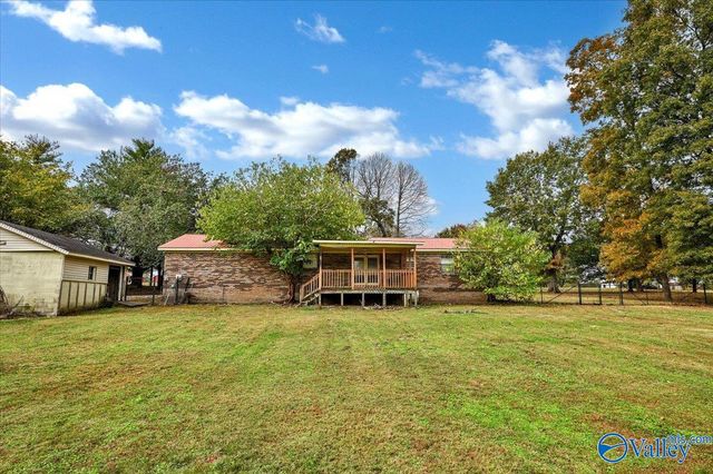 6460 Brashiers Chapel Road, Arab, AL 35016