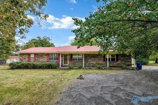 6460 Brashiers Chapel Road, Arab, AL 35016