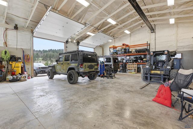 13092 BACKCOUNTRY LN, Sturgis, SD 57785