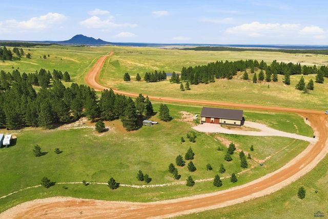 13092 BACKCOUNTRY LN, Sturgis, SD 57785