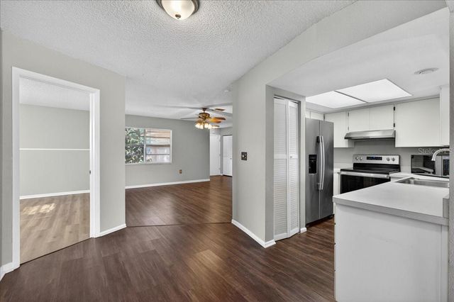 10202 56TH STREET N, Pinellas Park, FL 33782