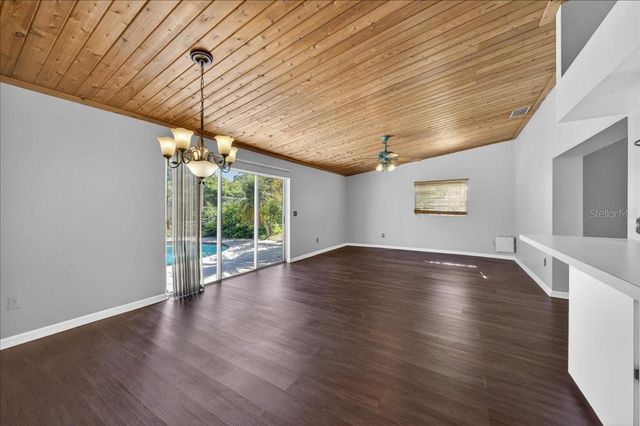 10202 56TH STREET N, Pinellas Park, FL 33782