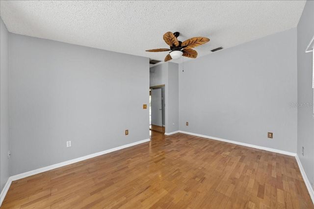 10202 56TH STREET N, Pinellas Park, FL 33782