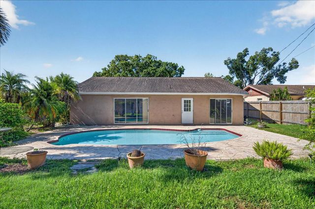 10202 56TH STREET N, Pinellas Park, FL 33782