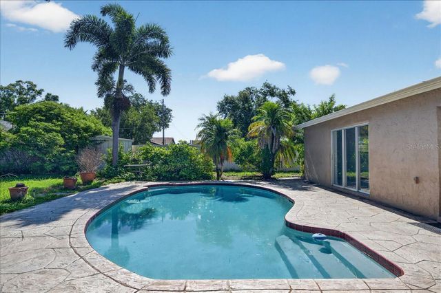 10202 56TH STREET N, Pinellas Park, FL 33782