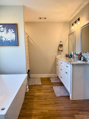 2507 Neeley Rae Circle, Paragould, AR 72450