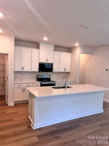 1265 30th Lane NE, Conover, NC 28613