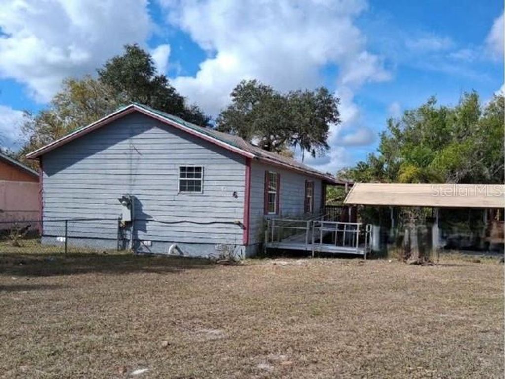 Image 2 of property listing at 306 WATSON AVENUE, Arcadia, FL 34266
