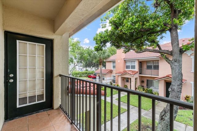 2301 Belmont Ln 2301, North Lauderdale, FL 33068