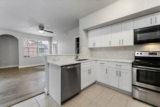 2301 Belmont Ln 2301, North Lauderdale, FL 33068